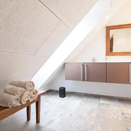 Ferienhaus Garden Retreat Tranquil Escape-by Traum