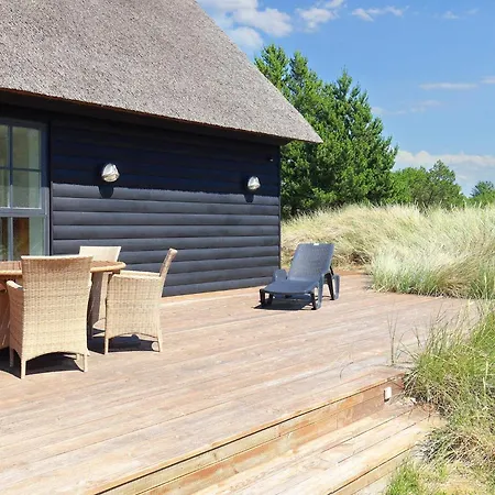 Garden Retreat Tranquil Escape-by Traum *