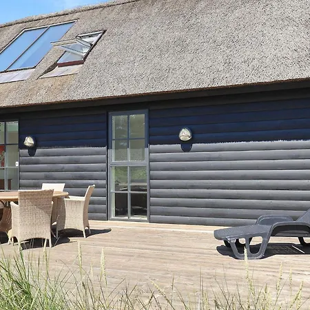 Ferienhaus Garden Retreat Tranquil Escape-by Traum *